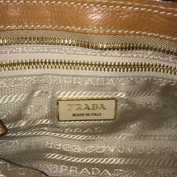 Prada small bag - Picture 3 of 7